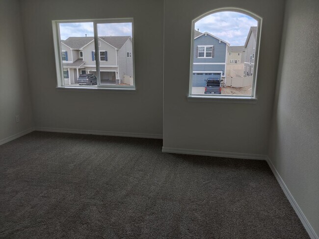 Building Photo - New Home in Enclaves - Close to Barnes Rd!
