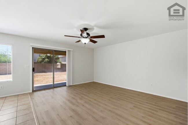 Building Photo - 4Bed + OFFICE + LOFT in Peoria! Ready for Immediate Move-In! -- FULLY REMODELED!