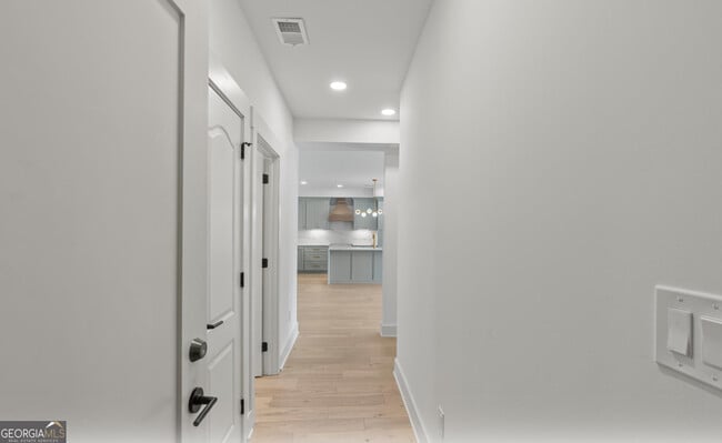 Building Photo - 1050 Blair Ln