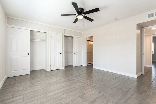 Building Photo - 2 Bedroom remodeled home in 55+ community ...