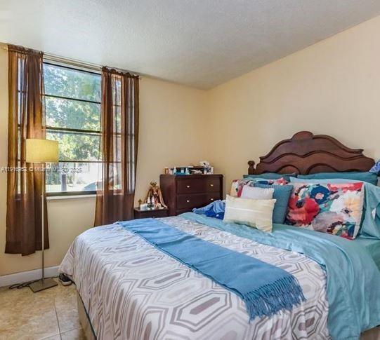 Building Photo - 212 Lake Pointe Dr