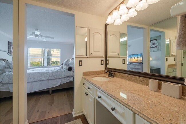 Building Photo - 5609 Sheffield Greene Cir