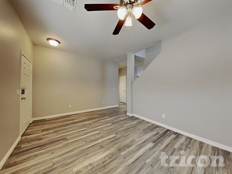 Building Photo - 30493 N Bareback Trail