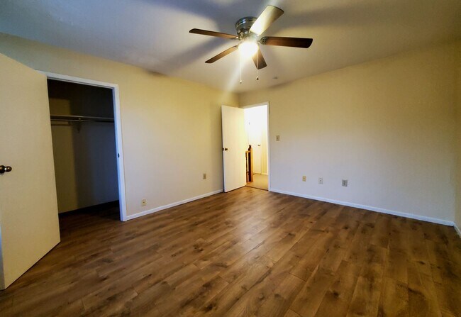 Building Photo - 2745 Brookshire Ln