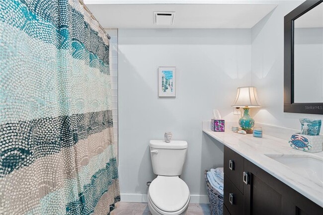 Building Photo - 5700 Mariner St