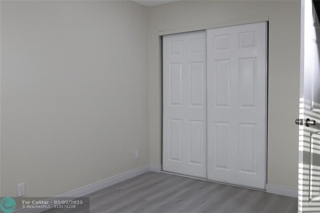 Building Photo - 3336 Quail Close