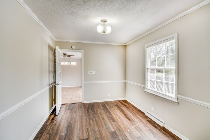 Building Photo - 1804 Fultonbrook Rd