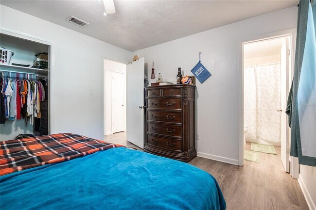 Building Photo - 749 NW 34th St