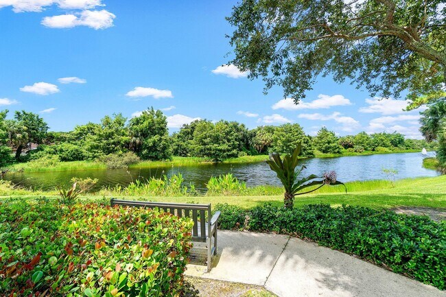 Building Photo - 11401 Pointe Midtown Dr