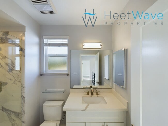 Building Photo - REZKO - E Street