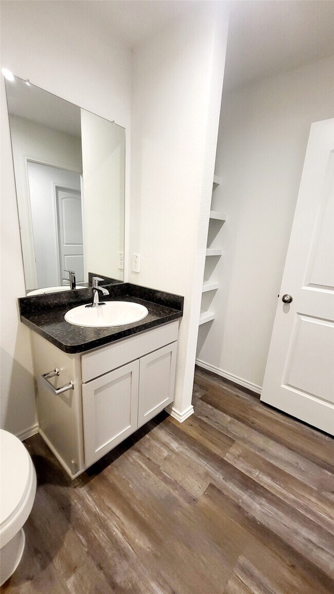 Building Photo - 23835 Sunland Park Ct