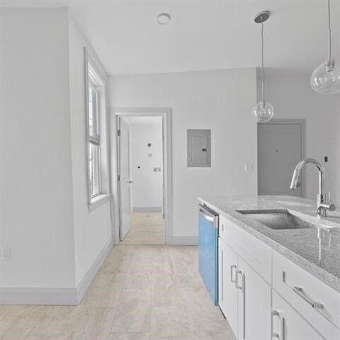 Building Photo - 139 39th St