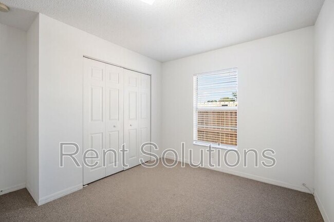 Building Photo - 5400 9th Ave N