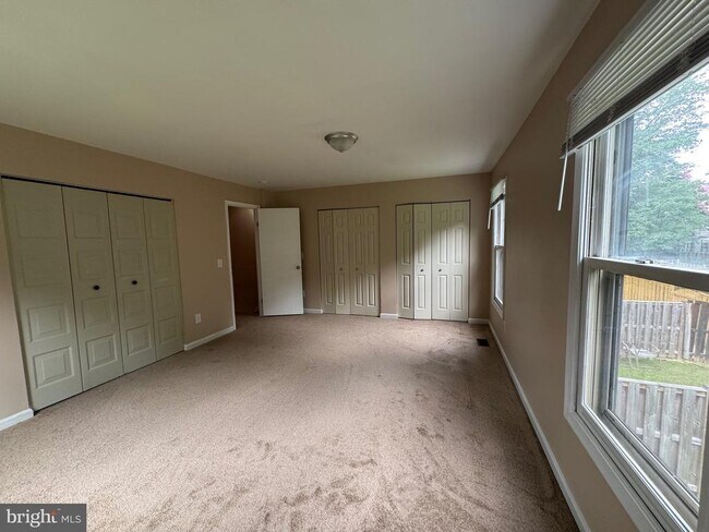 Building Photo - 10601 Greta Lynn Ct