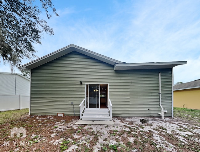 Building Photo - 3217 Spooner Dr