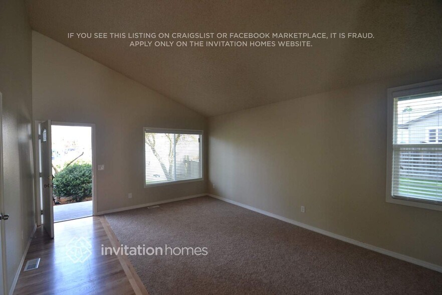 Building Photo - 931 S 240th Pl