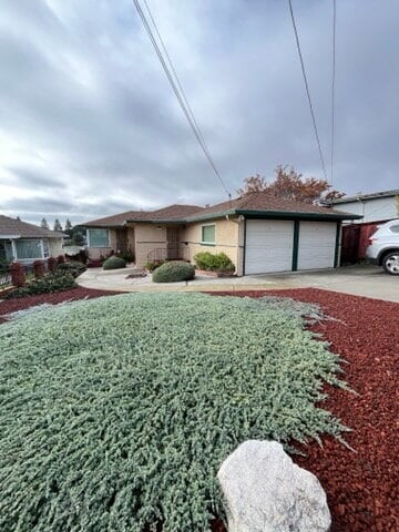 Building Photo - "Charming Castro Valley Retreat: Spacious 1-Bedroom Haven with Elegant Granite Touches!"