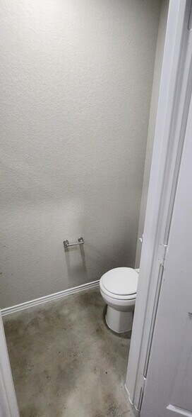 Building Photo - 7239 Converse Ridge Ln