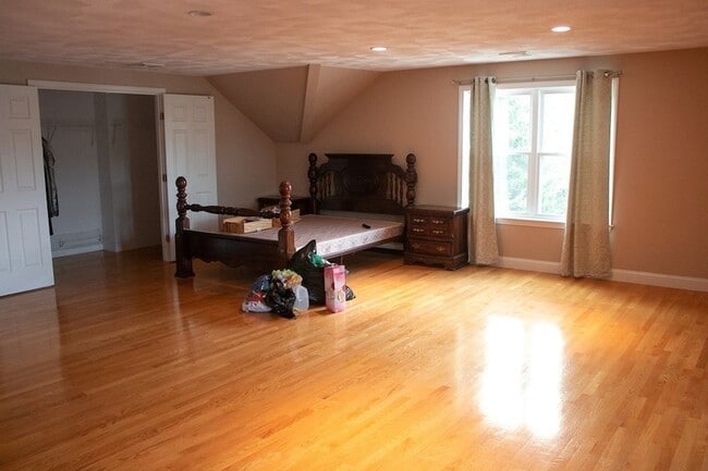 Building Photo - 4 Humphrey St