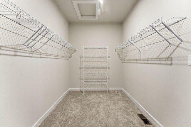 Building Photo - 2136 Glacier Rd