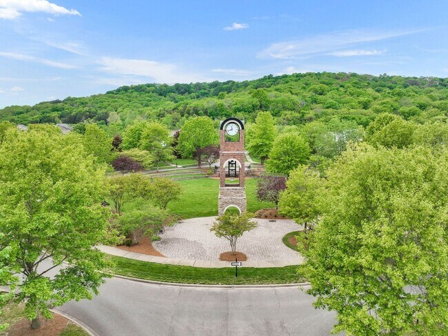 Building Photo - Spotless 5BR/3.5BA rental home, Meade of A...
