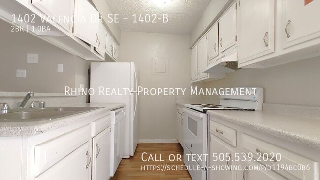 Building Photo - 1402 Valencia Dr SE
