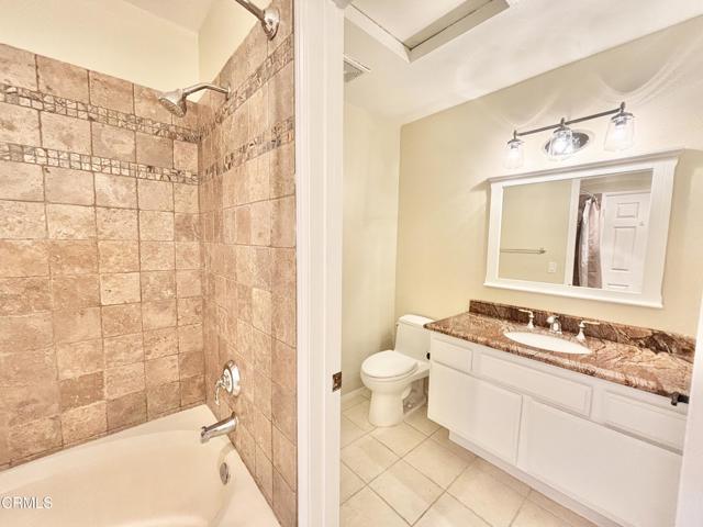 Building Photo - 558 Terrace View Pl