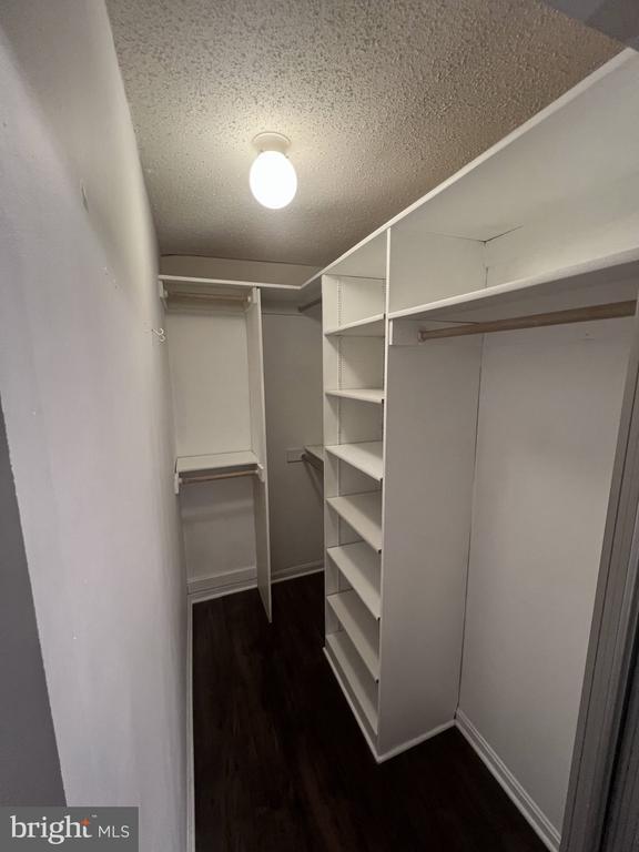 Building Photo - 11570 Hill Meade Ln