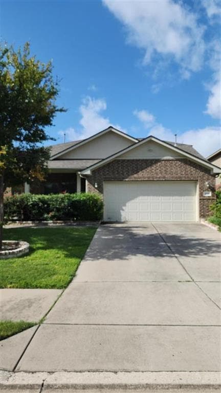 Building Photo - 1519 Greenside Dr