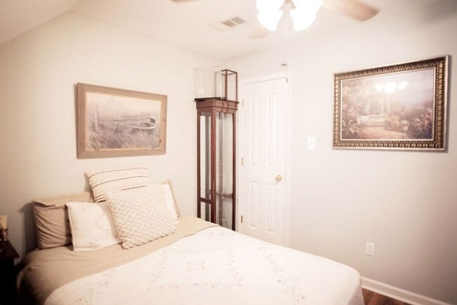 Building Photo - 2/2 Condo in Oxford