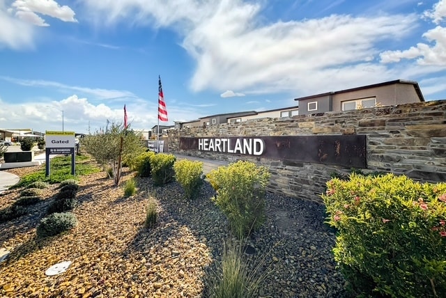 Building Photo - 1601 Dom River Dr