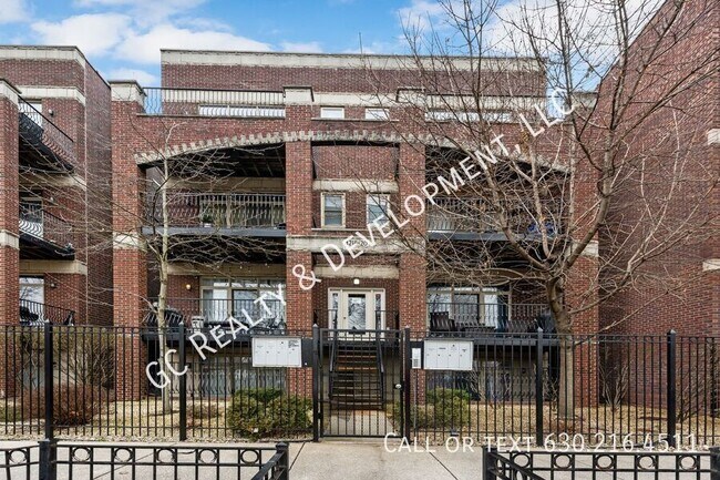 Primary Photo - 4218 S King Dr