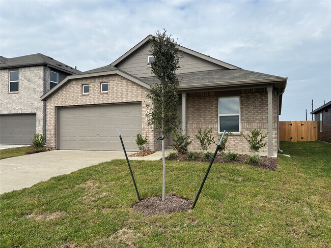 Building Photo - 607 Amberwood Creek Dr