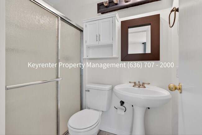 Building Photo - Spacious 3BR Home with Finished Basement in St. Charles