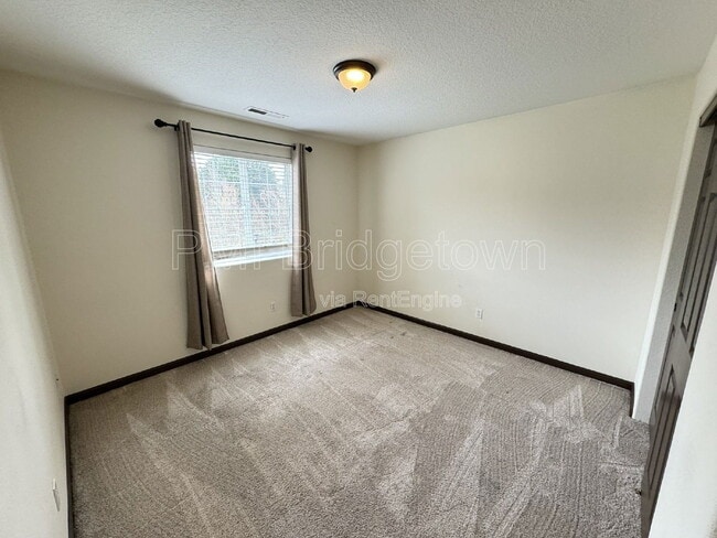 Building Photo - 3614 SE Trellis Pl