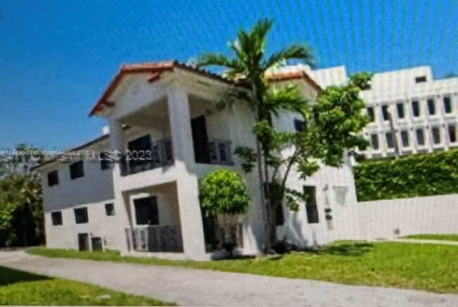 Primary Photo - 3220 S Le Jeune Rd