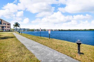 Building Photo - 15533 N Miami Lakeway