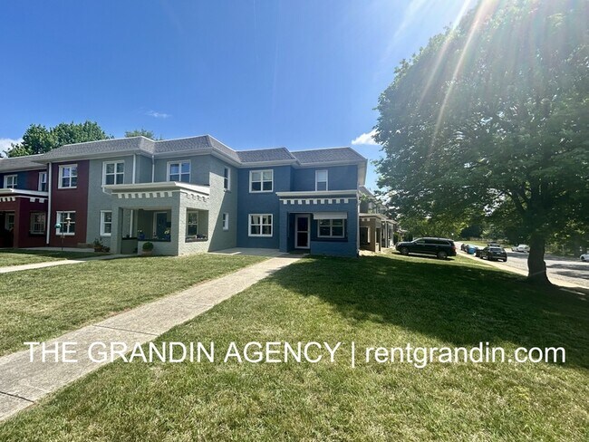 Building Photo - 1518 Wautauga St SW