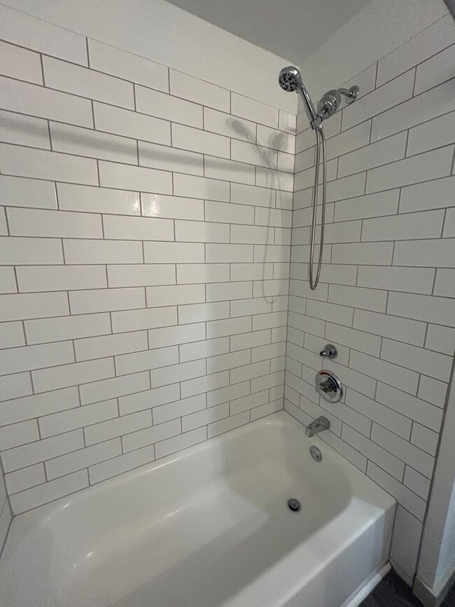 Building Photo - Beautiful Updated Home