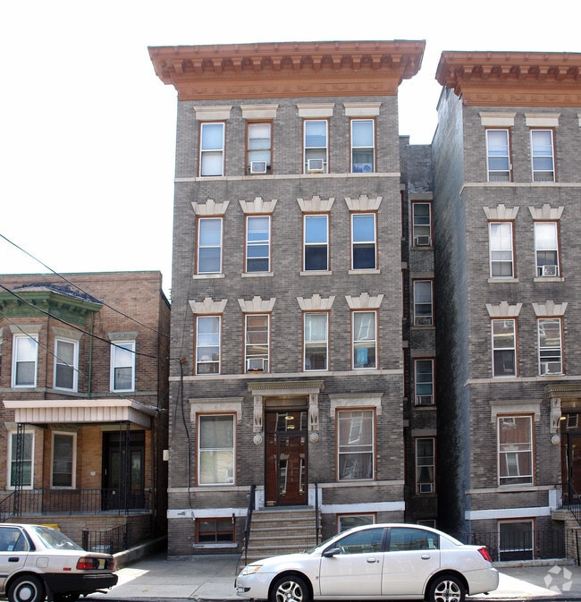 Building Photo - 93 Clifton Ter