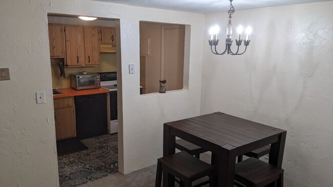 Building Photo - 20 Erick Rd