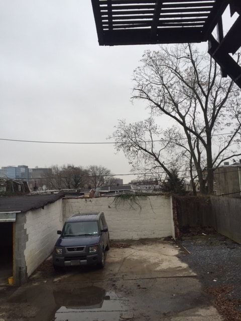 Building Photo - 810 North Harrison Street