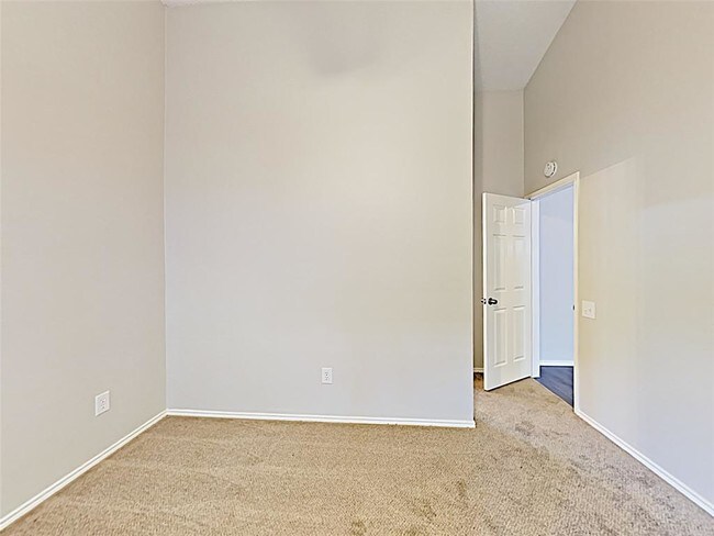 Building Photo - 2525 Country Creek Ln