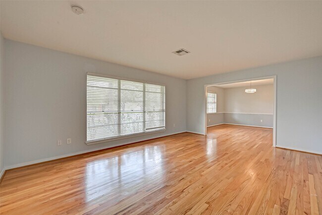 Building Photo - 5734 Spellman Rd