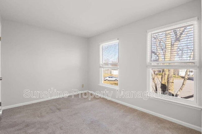 Building Photo - 4072 Peridot Dr