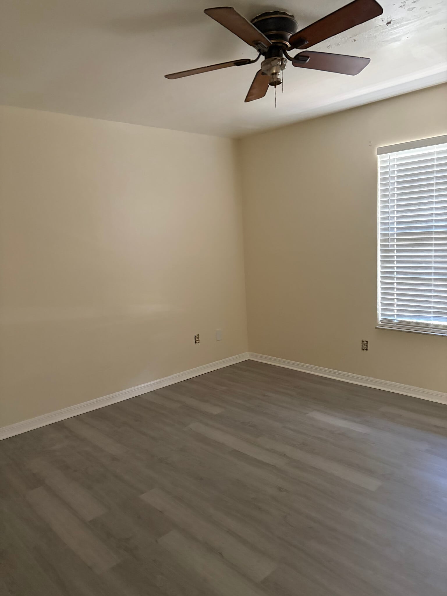 Building Photo - 1000 Pope St NW