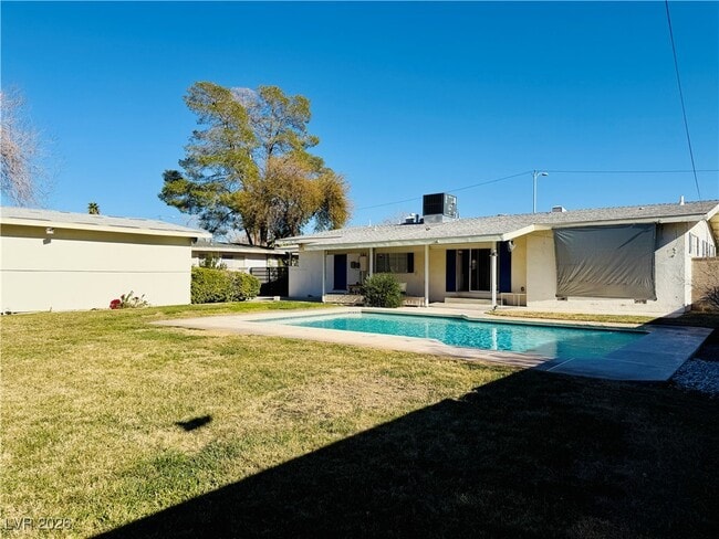 Building Photo - 1208 Buehler Dr