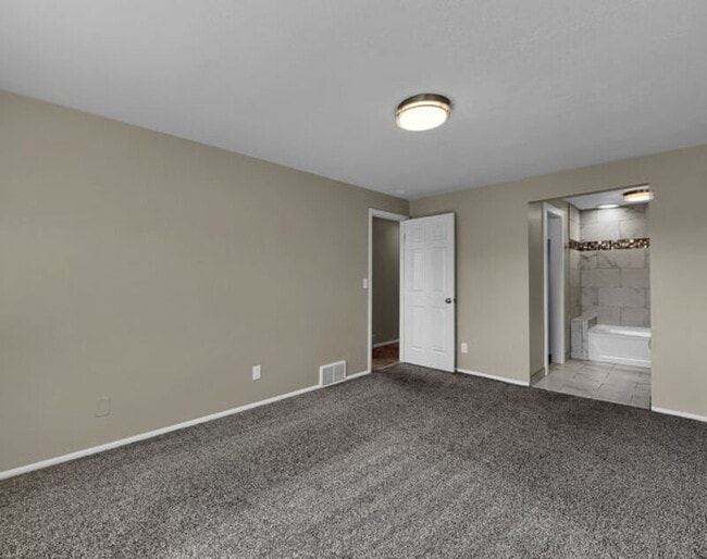 Building Photo - 2799 W 5500 S