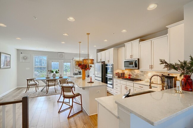 Building Photo - 1324 Ricketts Rd