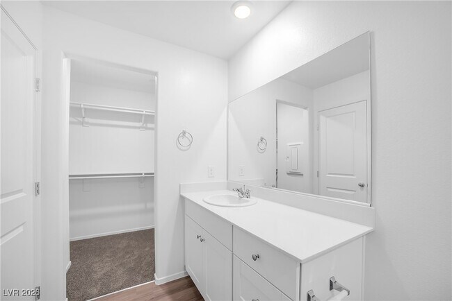 Building Photo - 3764 Sonrisa Vis Ave